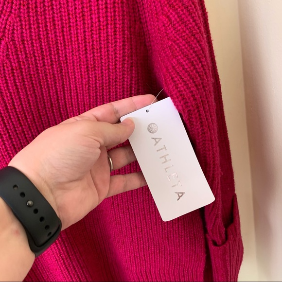 NWT Athleta Shasta V-Neck Oversized Chunky Knit Sweater in Bright Pink Size XS - Picture 9 of 14